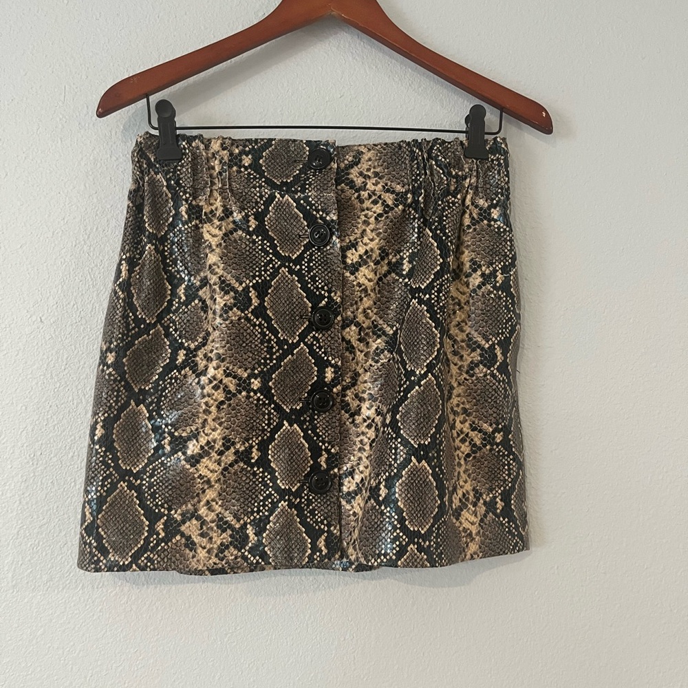 Zara Leather Skirt‎ new without tags